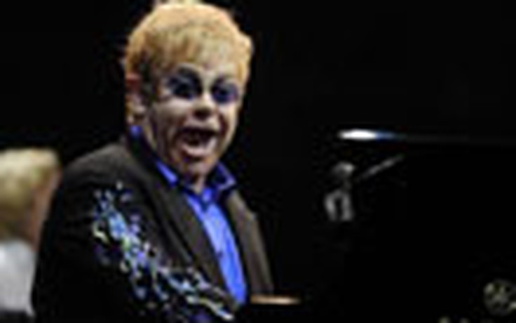 Elton John được vinh danh là “Biểu tượng Anh quốc”